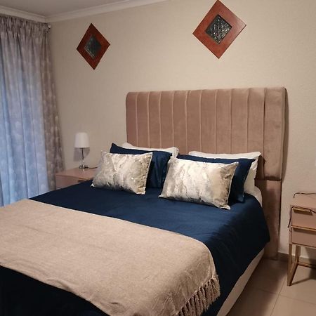 Rooikrans Guest House Johannesburg Ngoại thất bức ảnh
